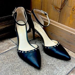 Woman’s Jessica Simpson black heels size 10 studded instep